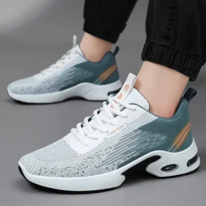 Men's Shoes Spring fashion 2025 lace-up Soft sole sports single shoes flying woven Casual style men's Running shoes sneakers